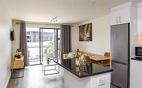 Modern 2 Bedroom Unit In District Six